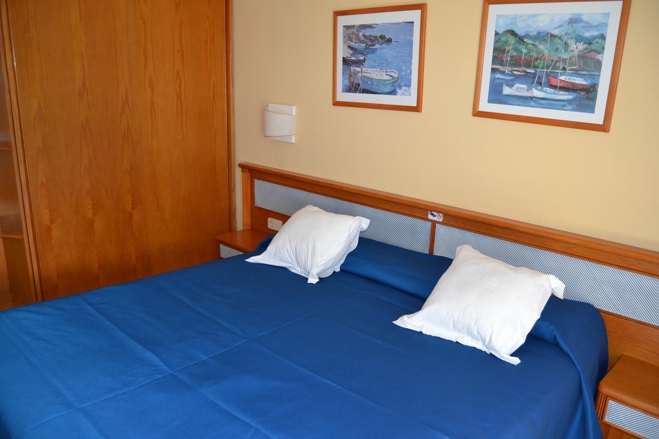 Hostal Leo D'Or Cala d'Or  Exterior photo